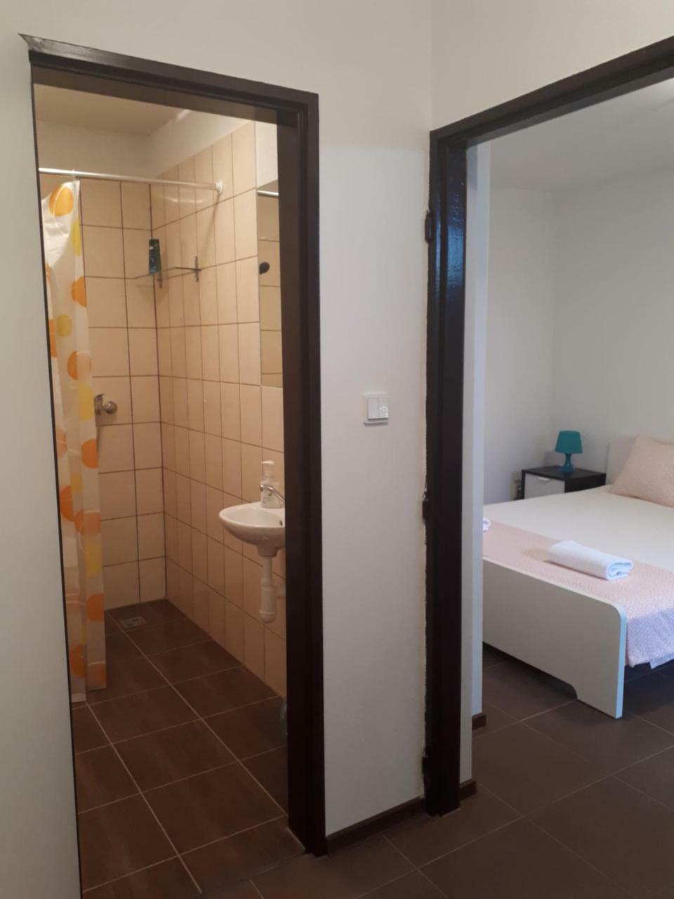Apartman - Sukromie V Meste Bratislava Ngoại thất bức ảnh