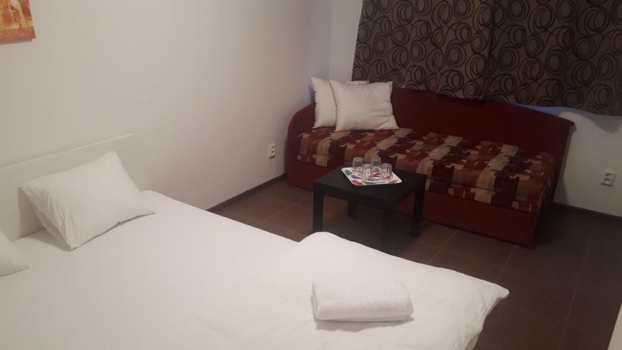 Apartman - Sukromie V Meste Bratislava Ngoại thất bức ảnh